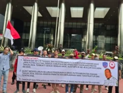 Aksi Jilid II di KPK : Massa Minta Kadis PUTR Asahan Diperiksa, 8 Proyek Rugikan Negara