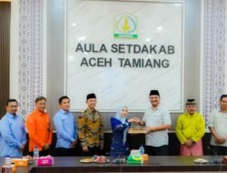 Wujudkan Solidaritas, Bupati Serang Serahkan Bantuan untuk Korban Bencana Aceh Tamiang