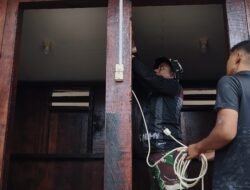 Satgas TMMD Kodim 1710/Mimika Rampungkan Instalasi Listrik MCK Umum di Kampung Keakwa