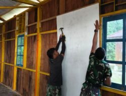 Pembangunan Gereja Santo Klemenst Berlanjut, Satgas TMMD Kerjakan Dinding Bagian Dalam