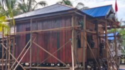 Pemasangan Atap Rampung, Progres Pembangunan 5 Rumah Capai 90 Persen