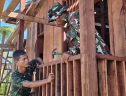 Pembuatan dan Pengecatan Pagar Teras Rumah TMMD Mulai Dikerjakan