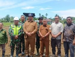 Tinjau Program Rehab Sawah di Paya Kulbi, Bupati Armia, Petani Diharapkan Dapat Bercocok Tanam Kembali
