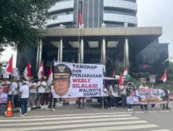 Demo di KPK, AMPPUH dan GARANSI Minta Tangkap dan Penjarakan Wesly Silalahi